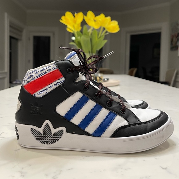 adidas originals hardcourt hi red